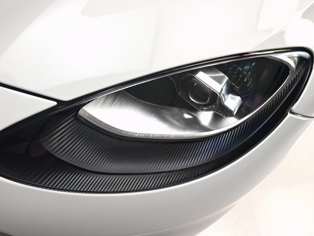 New 2026 Aston Martin DBX 707 image 23