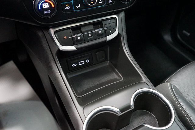 Used 2022 GMC Terrain SLT w/ Infotainment Package II image 38