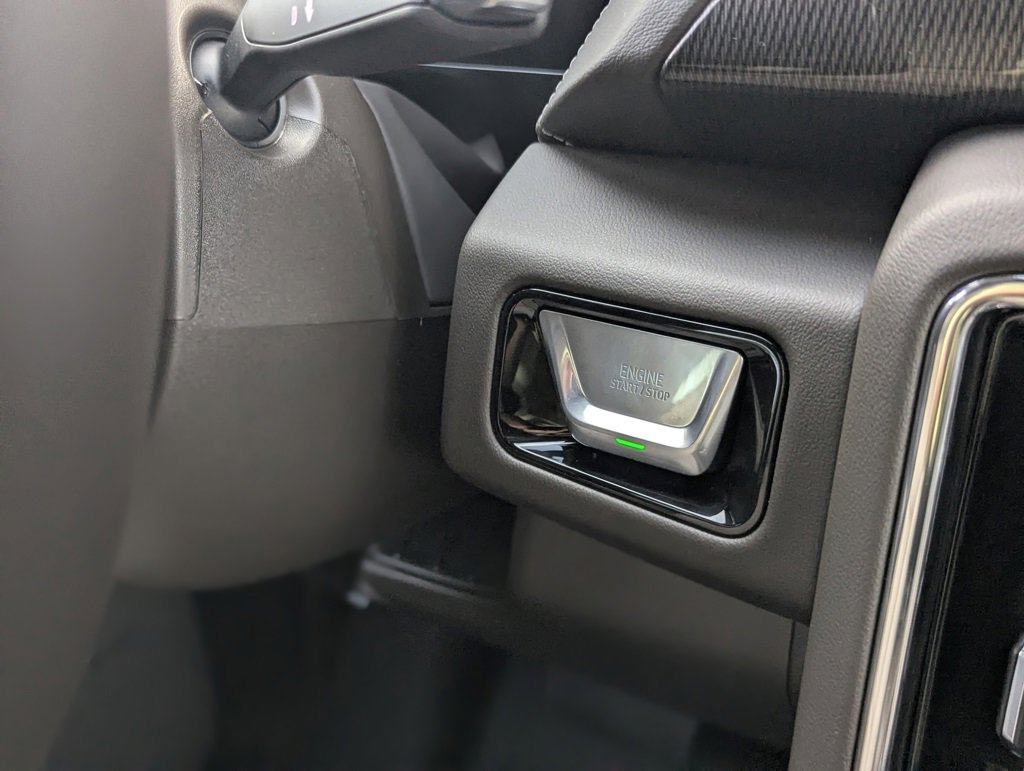 New 2026 GMC Yukon Elevation image 24