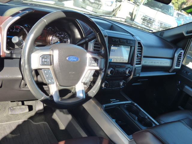 Used 2017 Ford F350 Platinum w/ Platinum Ultimate Package AWD/4WD image 25