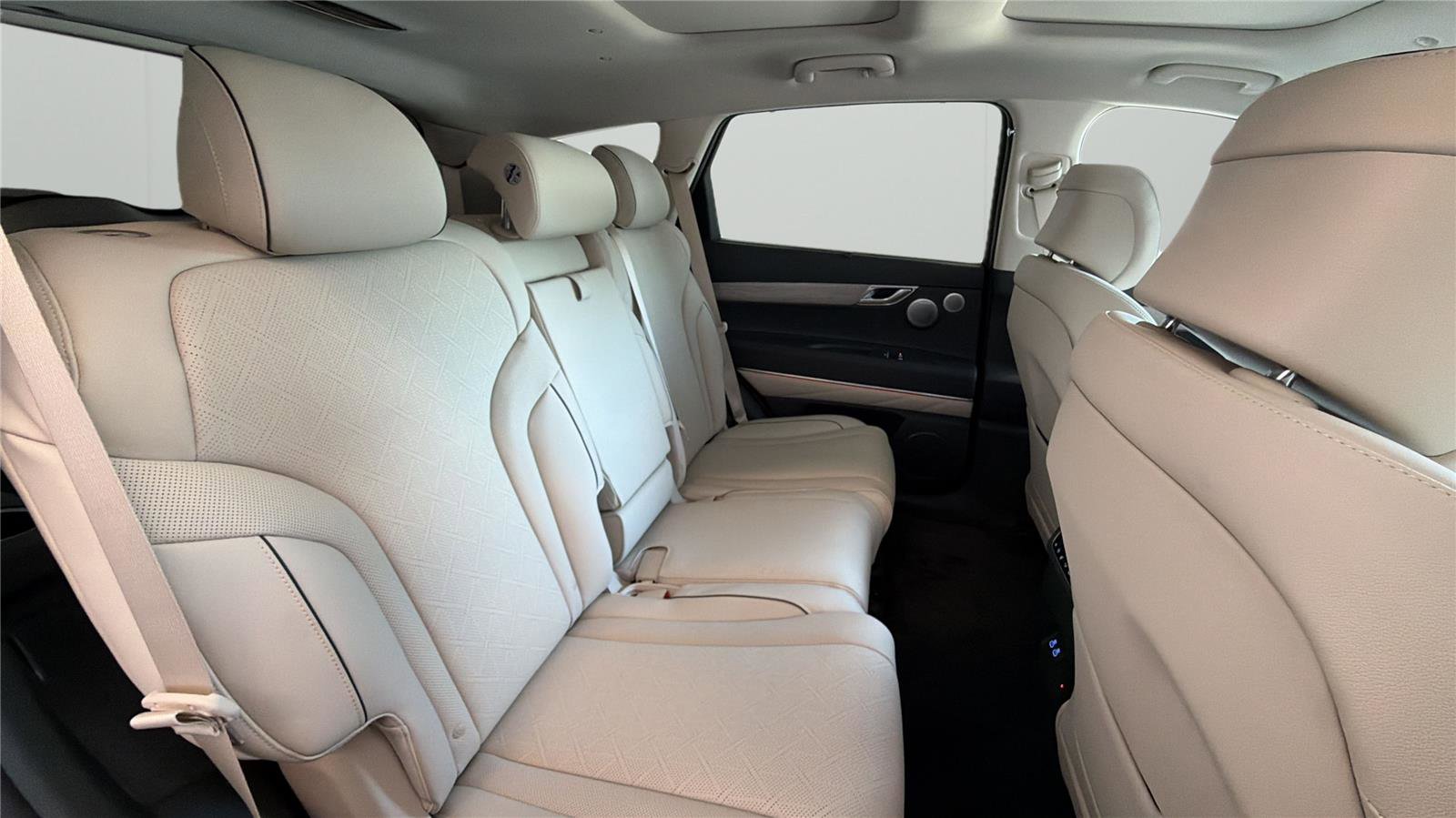 New 2026 Genesis GV80 2.5T Prestige AWD/4WD image 13