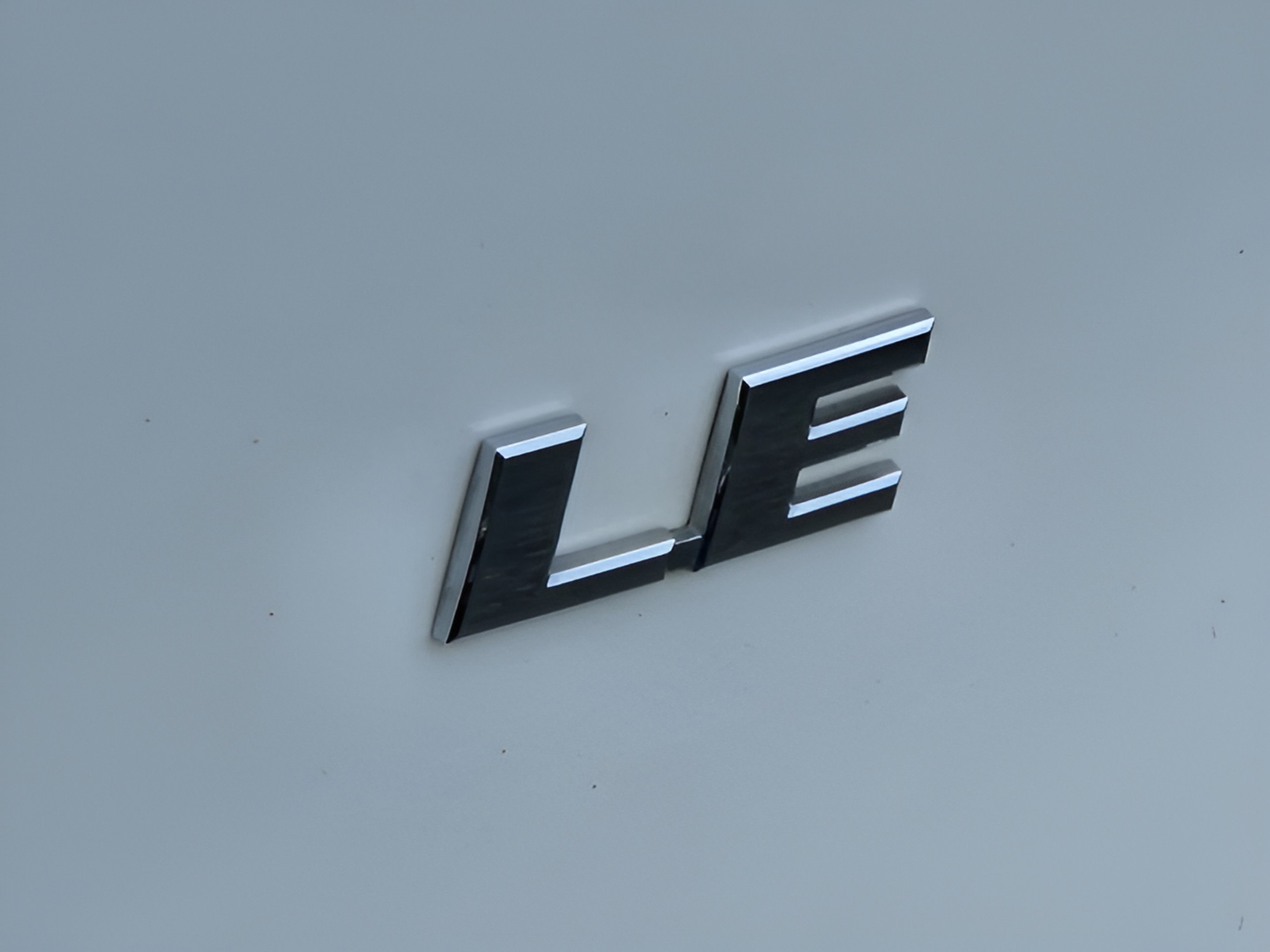 Used 2024 Toyota RAV4 LE FWD image 31