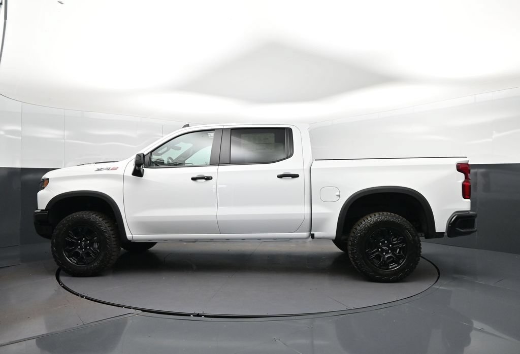 New 2026 Chevrolet Silverado 1500 ZR2 w/ LPO, Dark Essentials Package AWD/4WD image 4