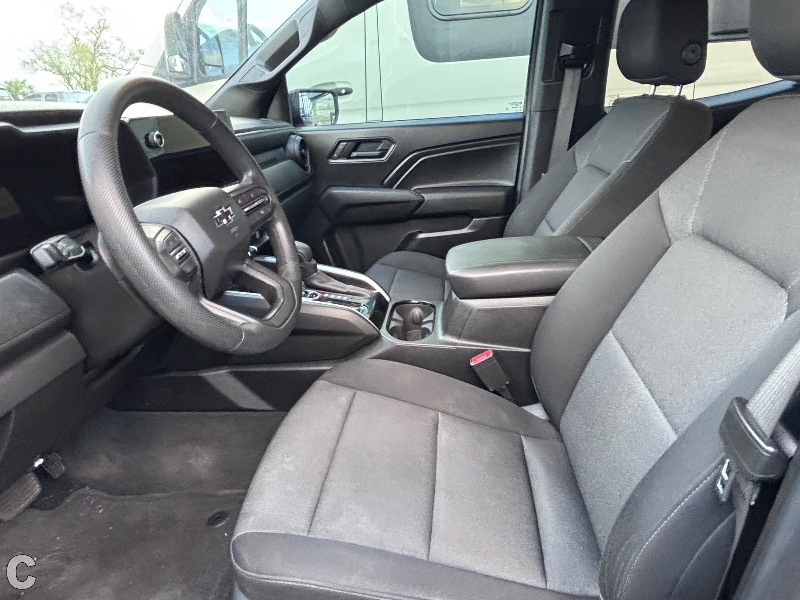 Certified 2025 Chevrolet Colorado Trail Boss AWD/4WD image 10