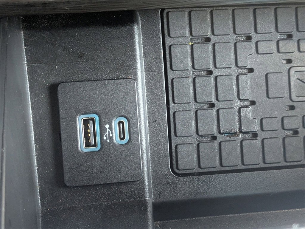 Used 2024 Ford Expedition Max Limited image 24