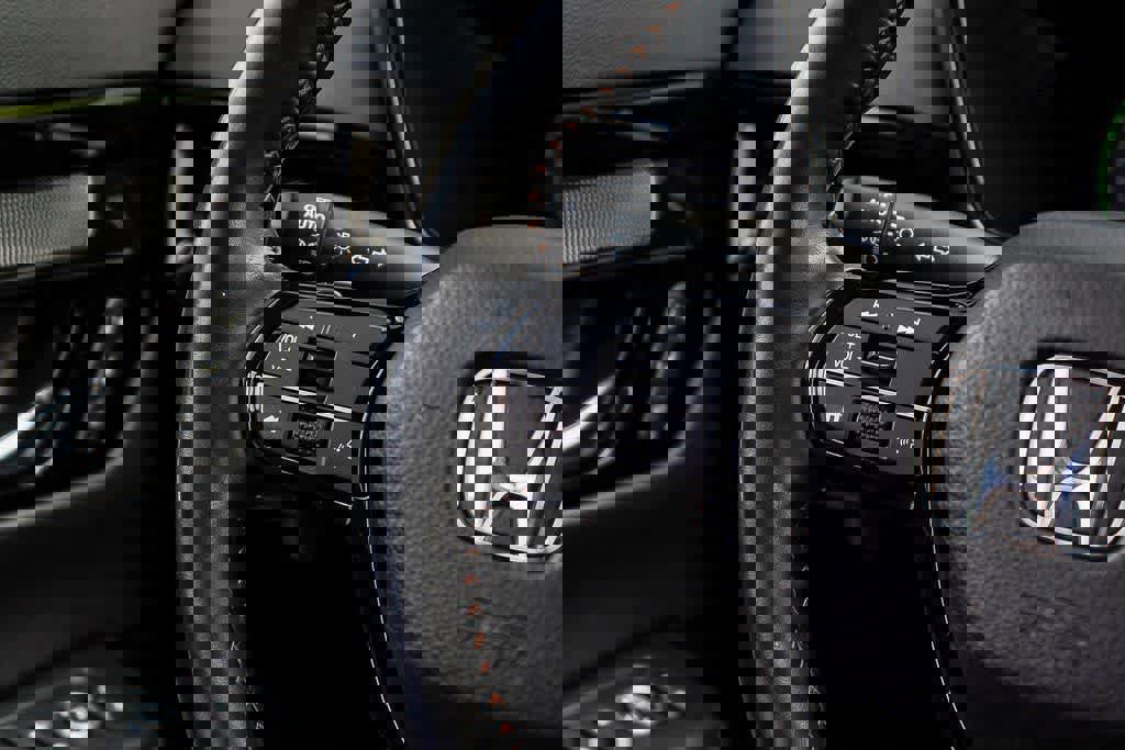 Used 2024 Honda CR-V Sport Touring image 16