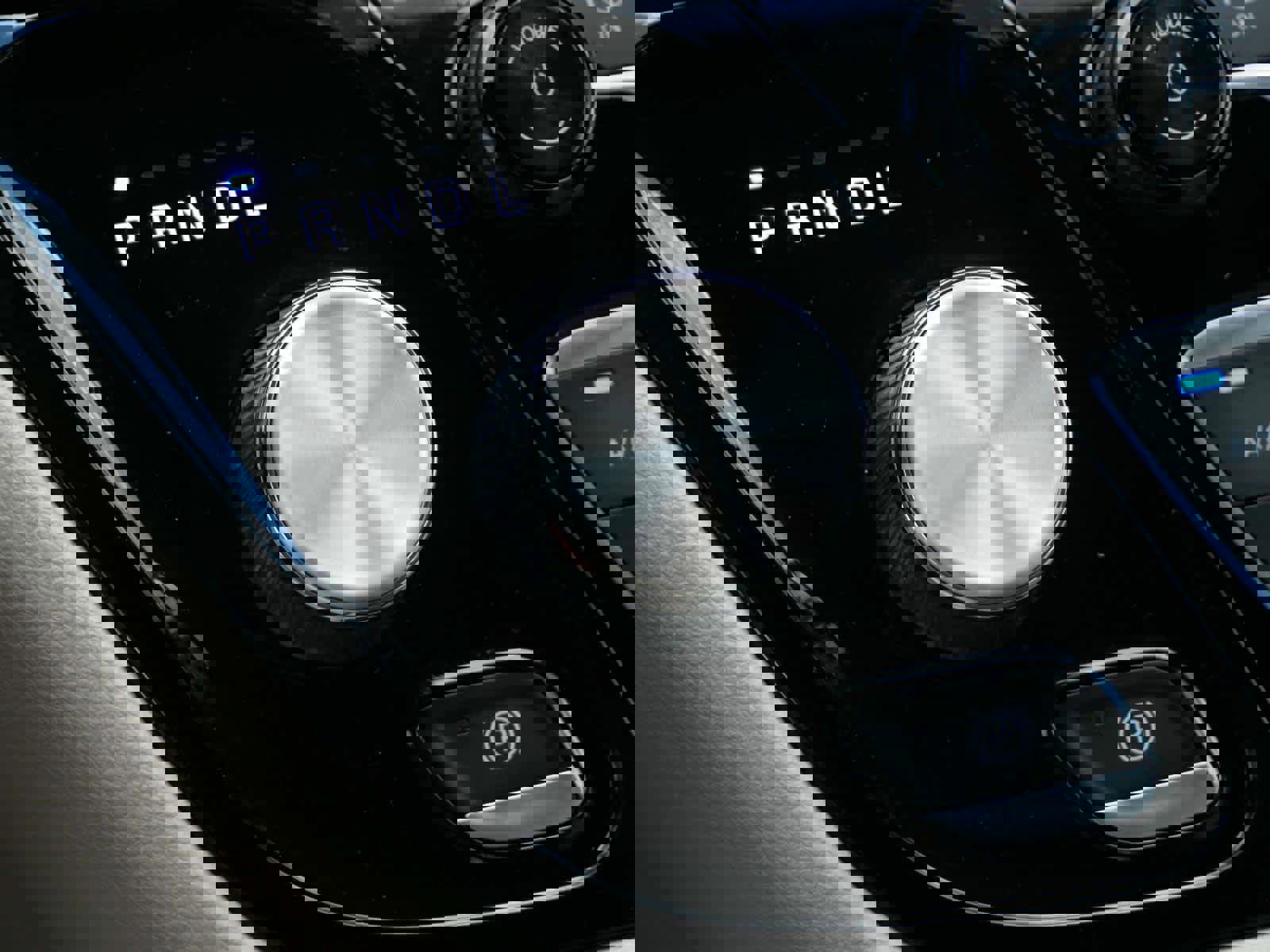 Used 2019 Chrysler Pacifica Touring-L w/ Advanced Safetytec Group image 23