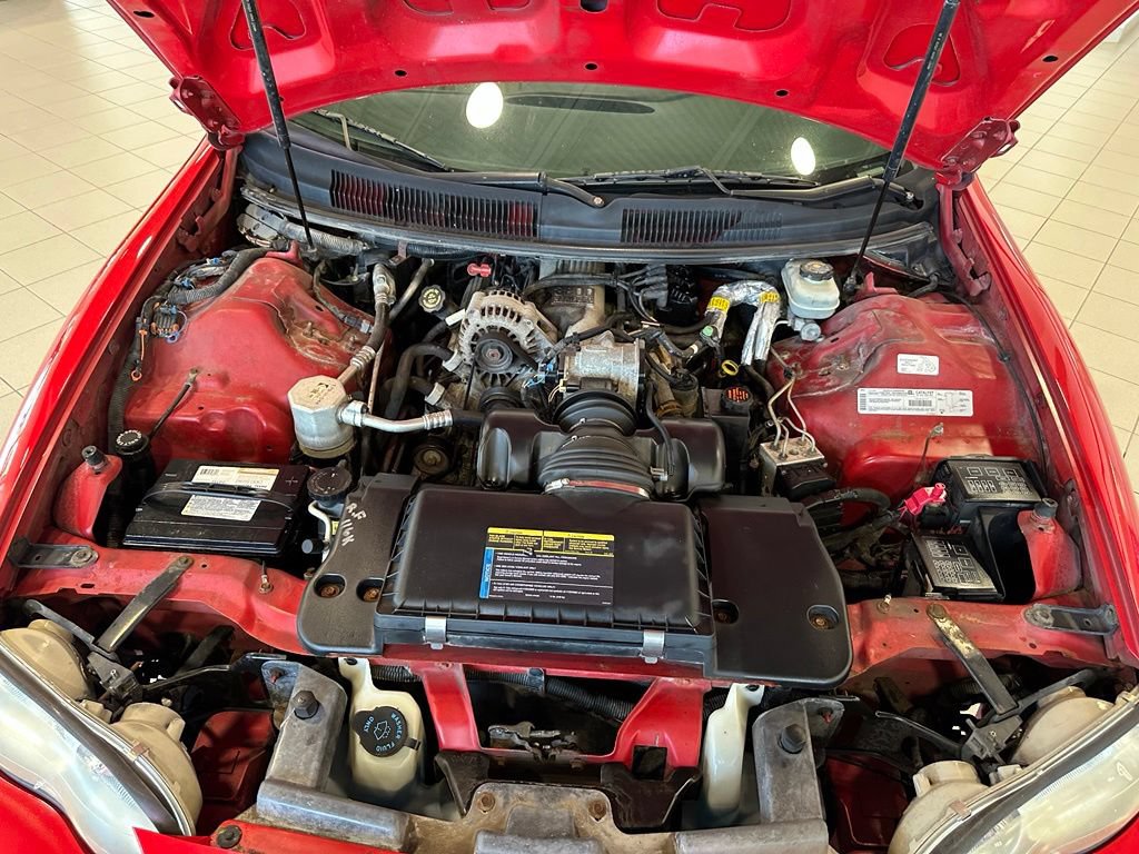 Used 2001 Chevrolet Camaro LT w/ Sport Appearance Pkg RWD image 27