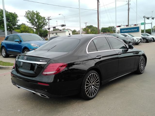 Used 2017 Mercedes-Benz E 300 4MATIC image 8