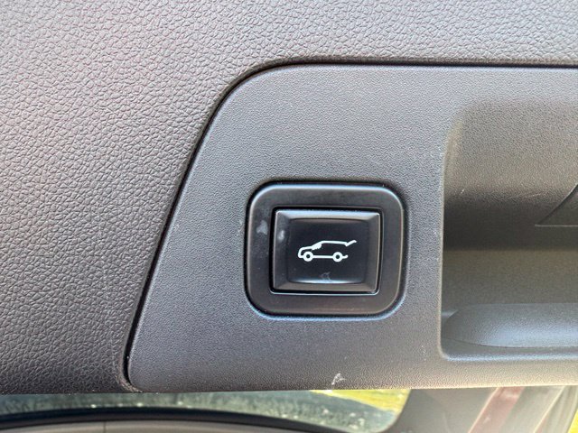Used 2021 Buick Envision Essence w/ Sport Touring Package AWD/4WD image 14