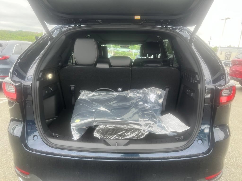 New 2026 MAZDA CX-90 Plug-In Hybrid w/ Premium Plus AWD/4WD image 17