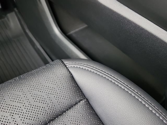 New 2027 Chevrolet Equinox LT w/ Convenience Package II FWD image 31