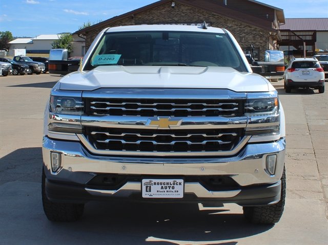 Used 2018 Chevrolet Silverado 1500 LTZ w/ LTZ Plus Package AWD/4WD image 3