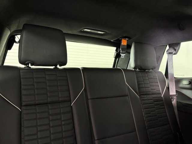 Used 2024 Cadillac Escalade Sport Platinum w/ LPO, ONYX Package AWD/4WD image 24