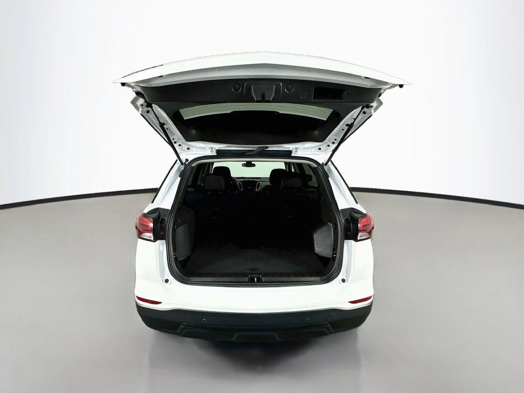 Used 2024 Chevrolet Equinox LS w/ LS Convenience Package FWD image 28