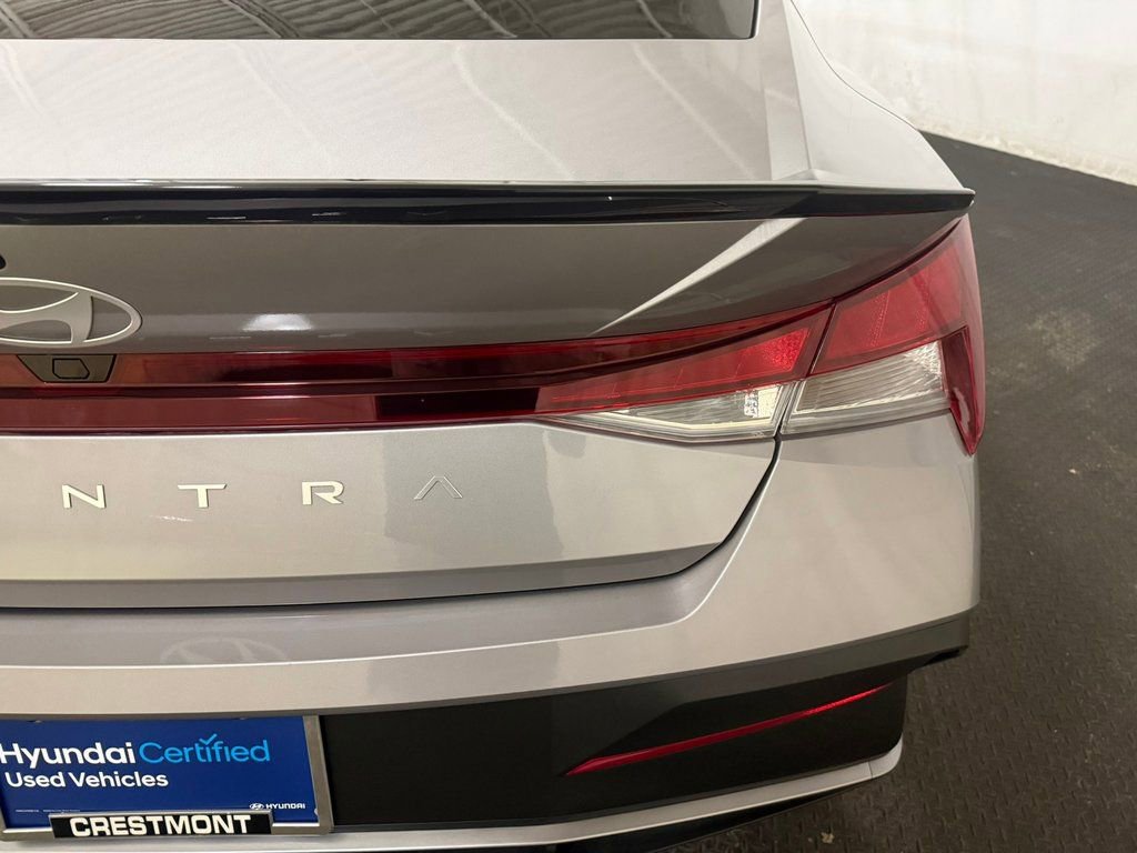 Certified 2025 Hyundai Elantra Sport w/ Cargo Package image 11