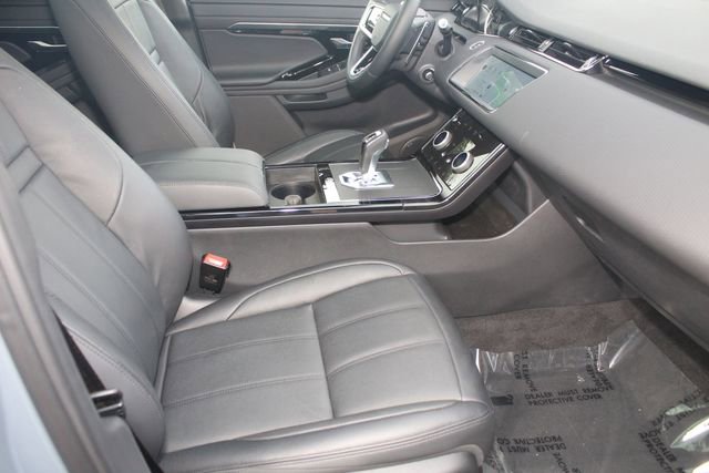 Used 2022 Land Rover Range Rover Evoque R-Dynamic S image 3