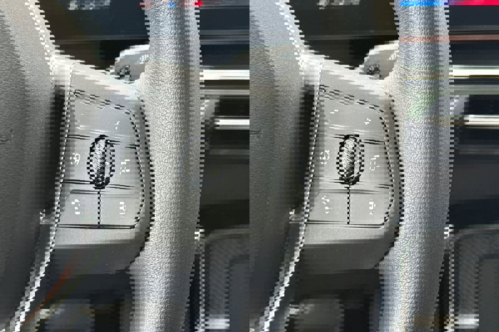 Used 2024 BMW X2 xDrive28i image 27