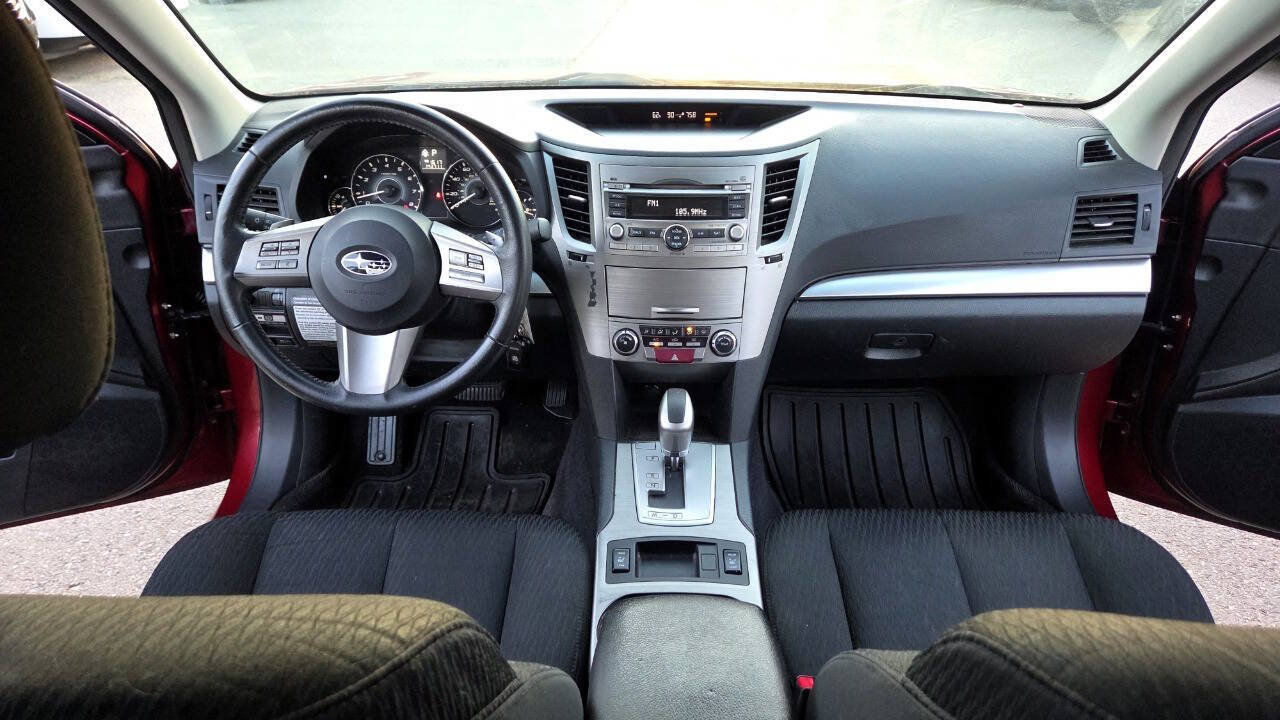 Used 2010 Subaru Legacy 2.5i Premium AWD/4WD image 34