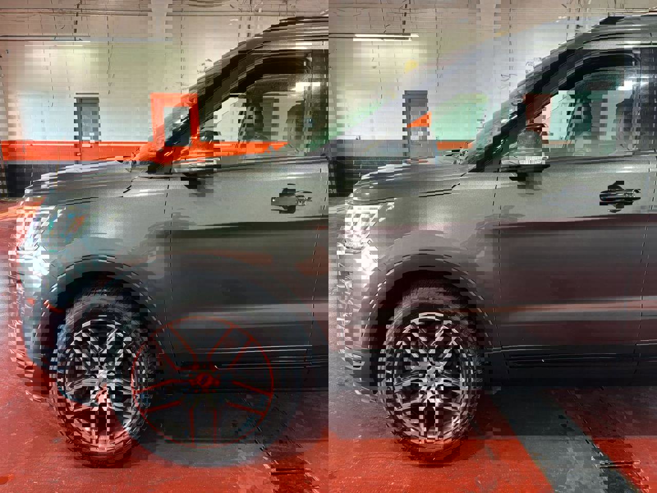 Used 2019 Ford Explorer Sport image 11