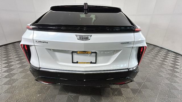 Used 2024 Cadillac Lyriq Tech AWD/4WD image 4
