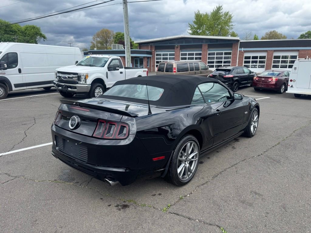 Used 2013 Ford Mustang GT Premium w/ Electronics Pkg RWD image 7