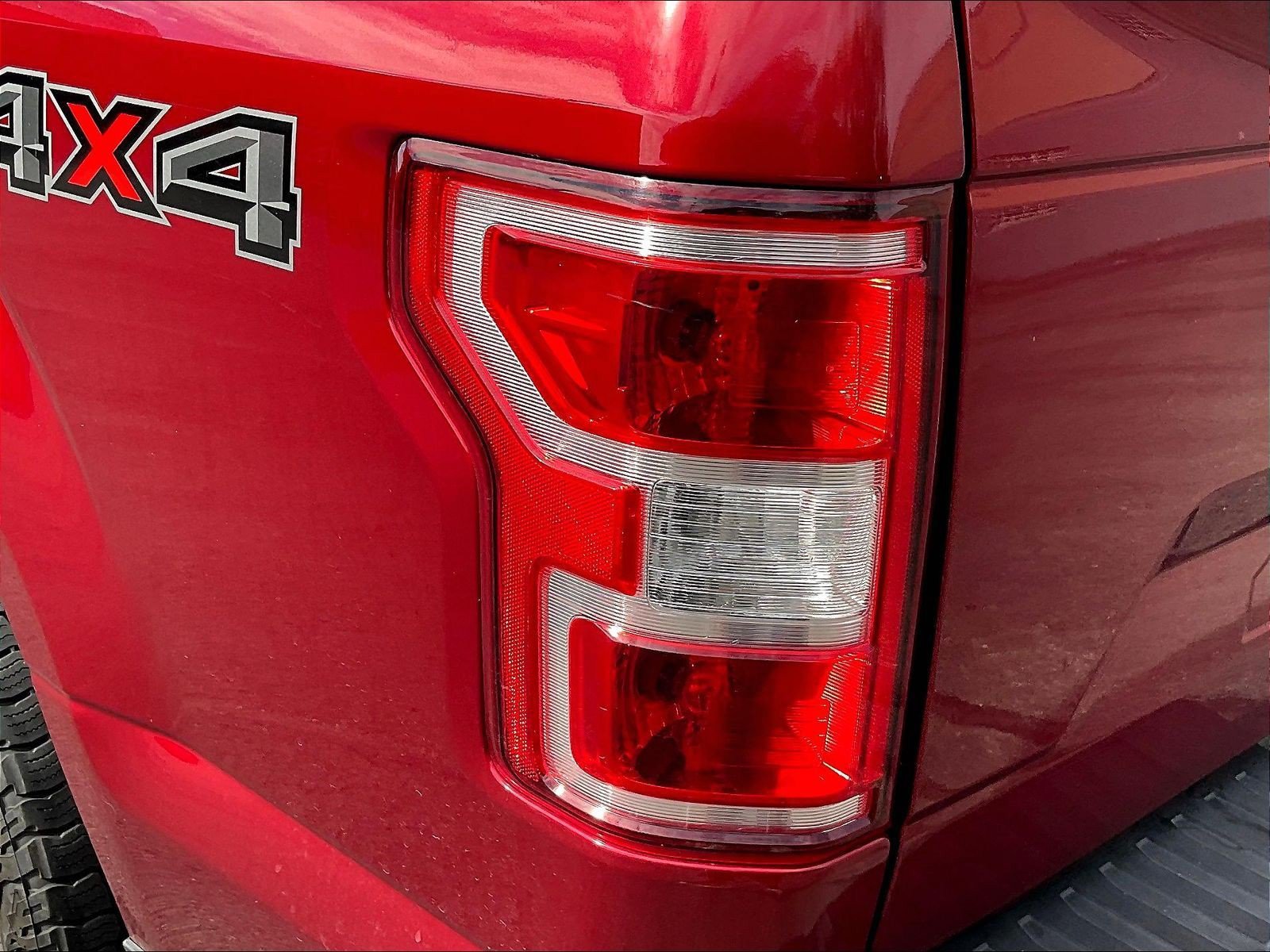 Used 2019 Ford F150 4x4 SuperCrew image 24