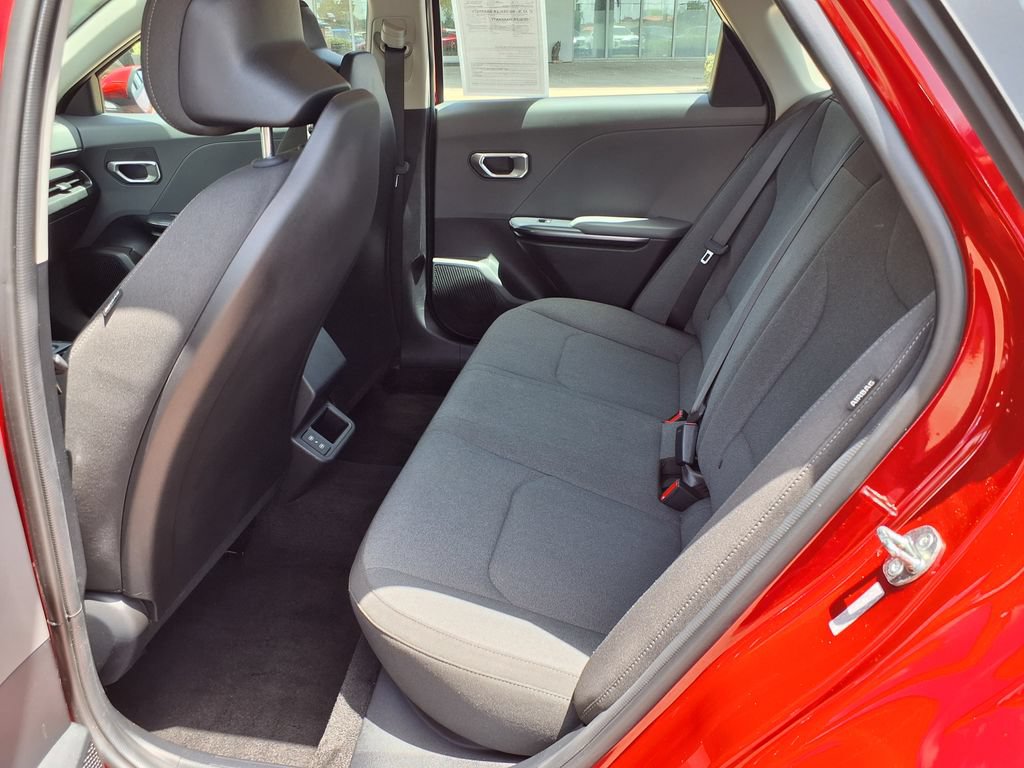 Used 2025 Kia K4 FWD image 14