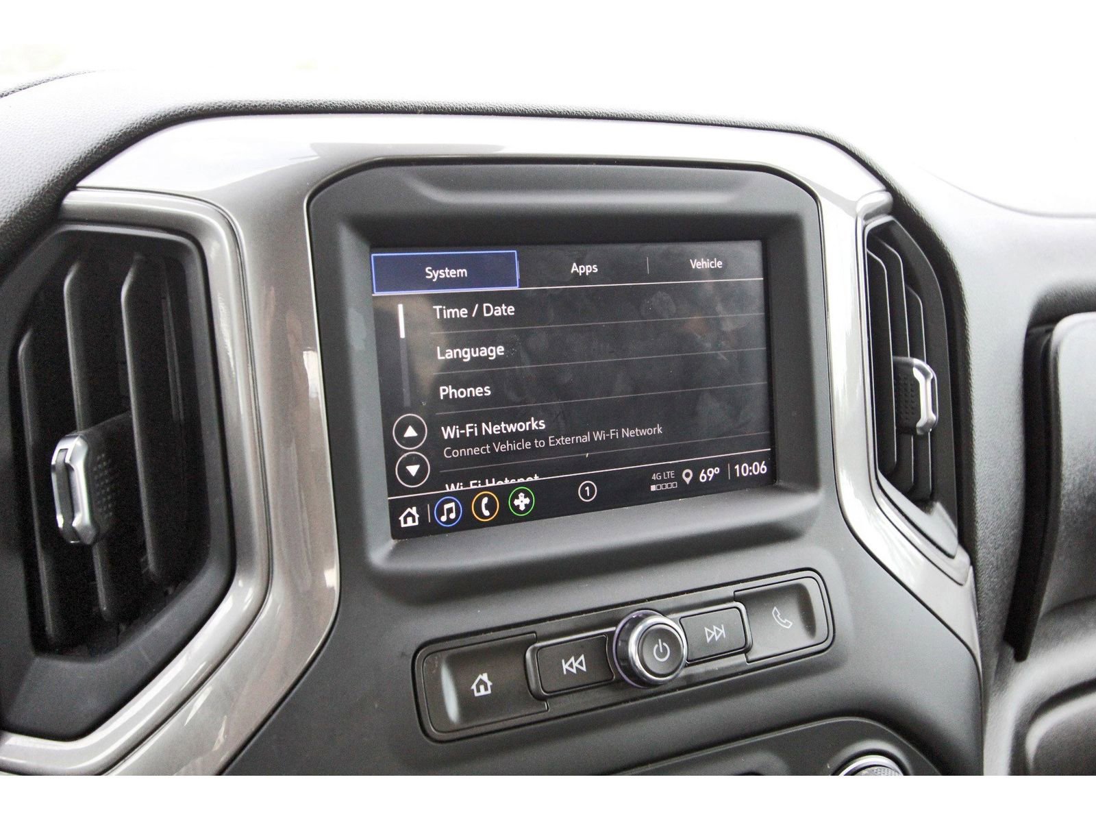 Used 2024 Chevrolet Silverado 1500 Custom image 22