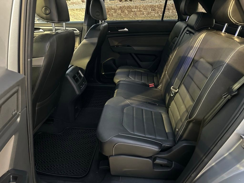 Used 2021 Volkswagen Atlas Cross Sport SEL Premium R-Line image 26