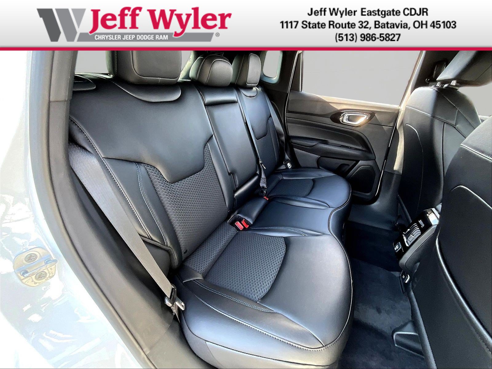 New 2026 Jeep Compass Latitude AWD/4WD image 19