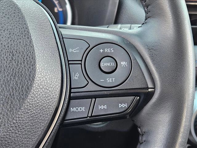 Used 2024 Toyota RAV4 SE image 11