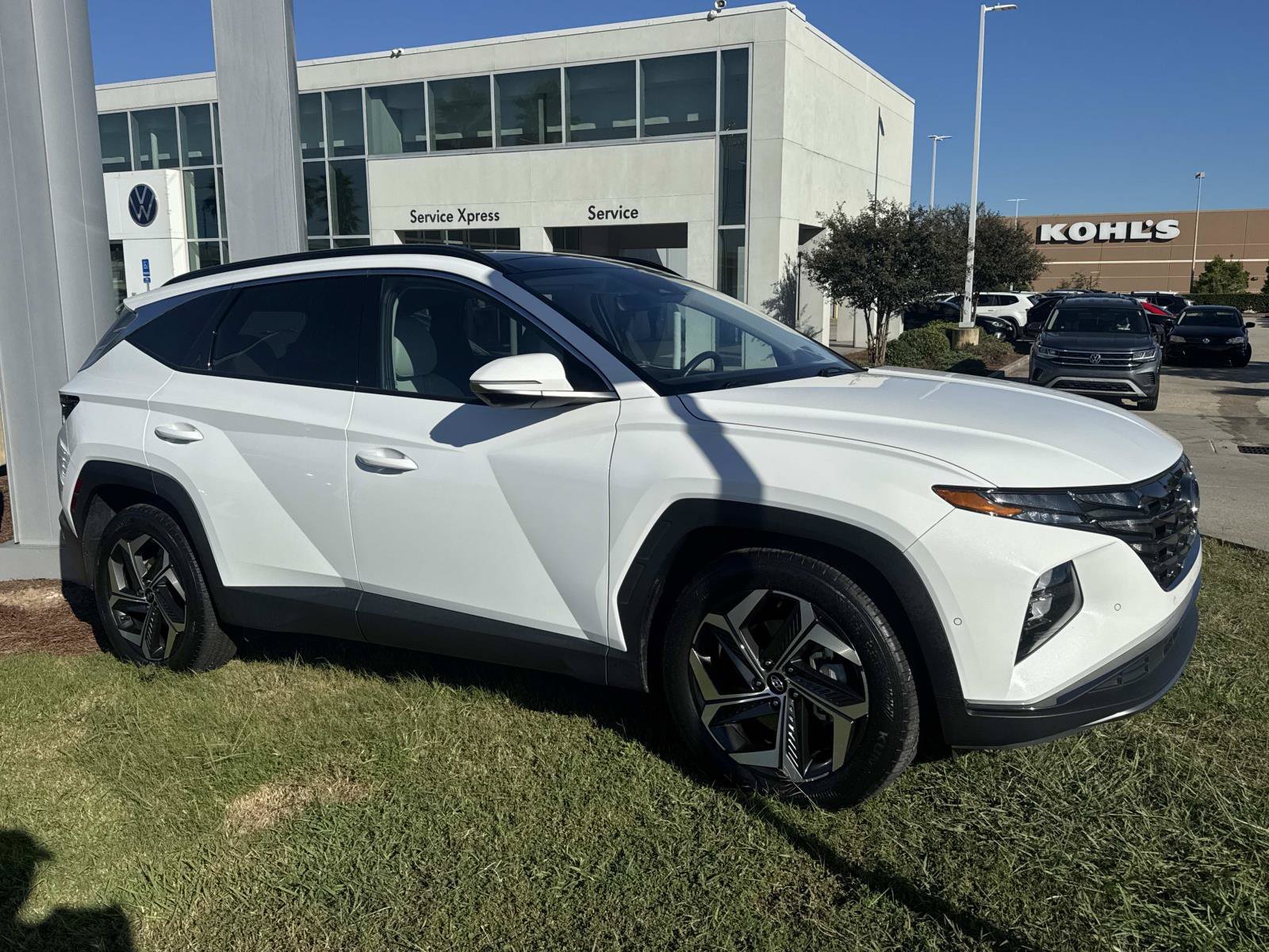Used 2024 Hyundai Tucson Limited FWD image 3