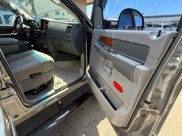Used 2006 Dodge Ram 2500 Truck SLT w/ Quad Cab Big Horn Value Group AWD/4WD image 45