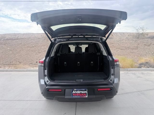 Certified 2026 Nissan Pathfinder SV FWD image 34