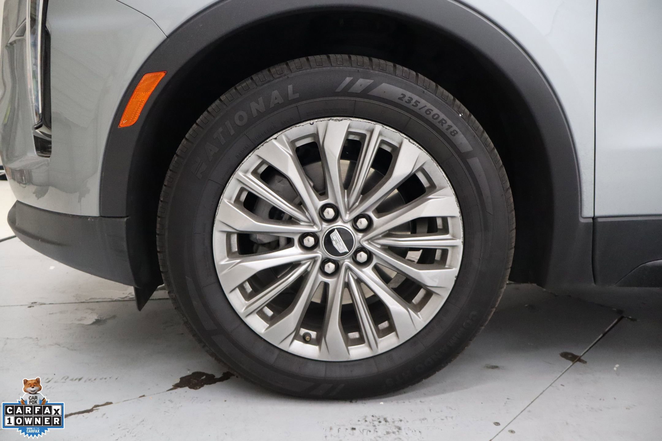 Used 2025 Cadillac XT4 Premium Luxury FWD image 9