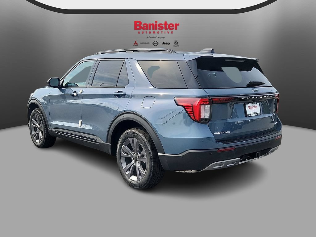 New 2026 Ford Explorer Active w/ Active Comfort Package AWD/4WD image 4