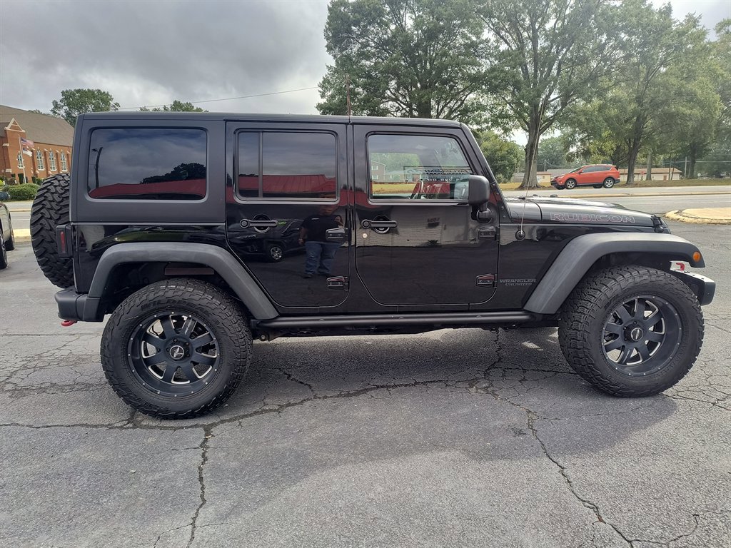 Used 2014 Jeep Wrangler Unlimited Rubicon image 6