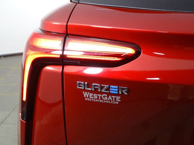 Used 2024 Chevrolet Blazer EV LT image 39