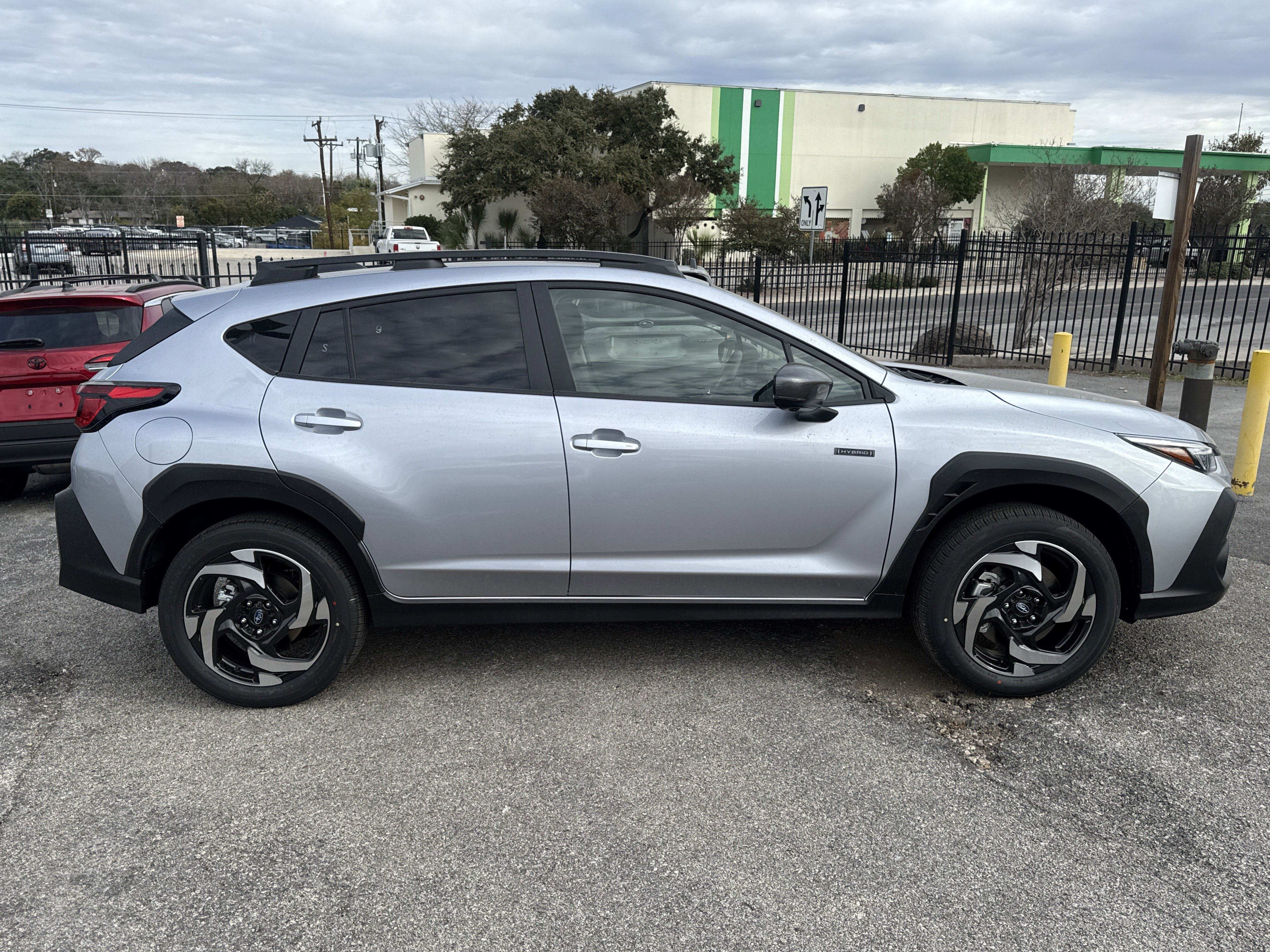 New 2026 Subaru Crosstrek 2.5i Limited w/ Crosstrek Mirror Package image 2