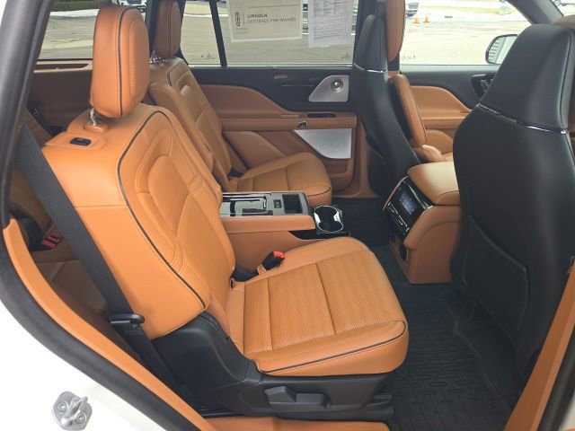 Certified 2023 Lincoln Aviator Black Label w/ Dynamic Handling Package image 28