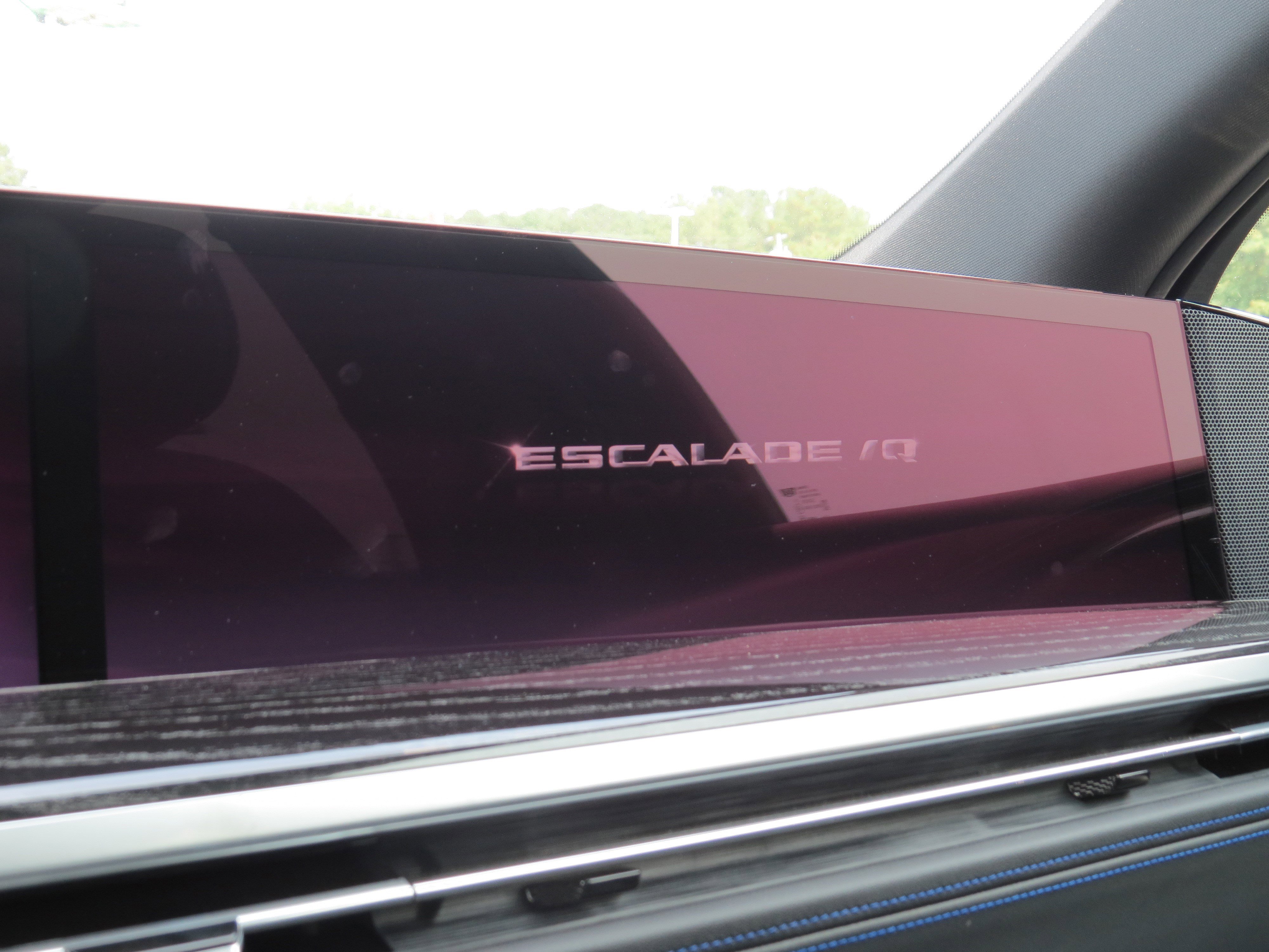 New 2025 Cadillac Escalade IQ Luxury 1 w/ Smart Trailering package image 32