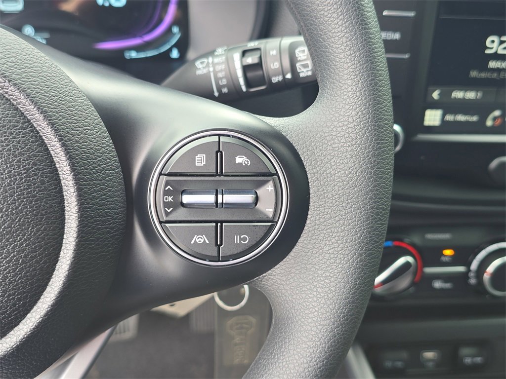 New 2025 Kia Soul LX image 32