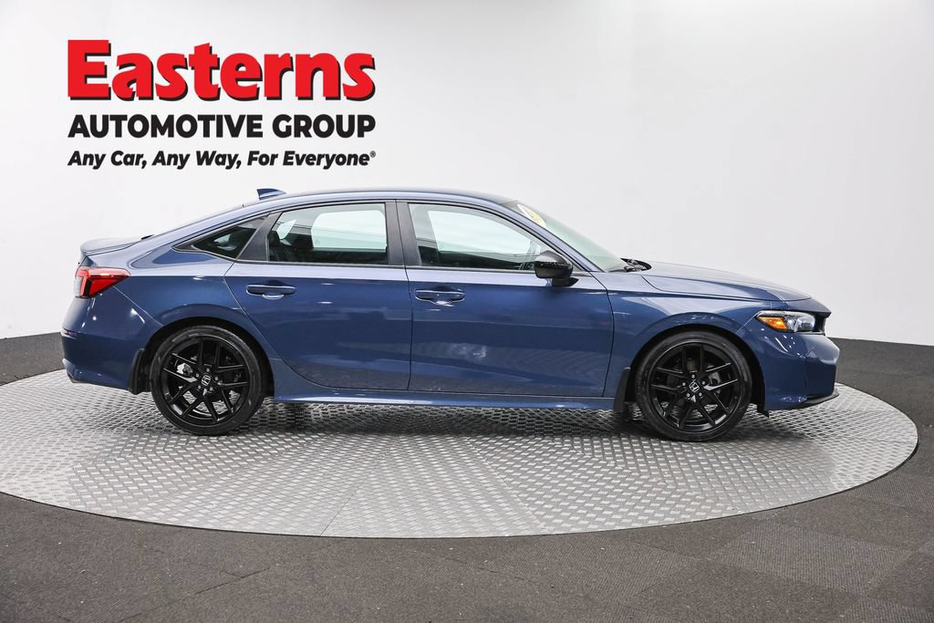 Used 2025 Honda Civic Sport image 4