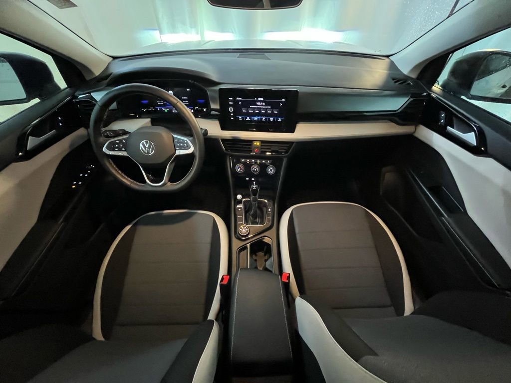 Certified 2025 Volkswagen Taos S AWD/4WD image 14