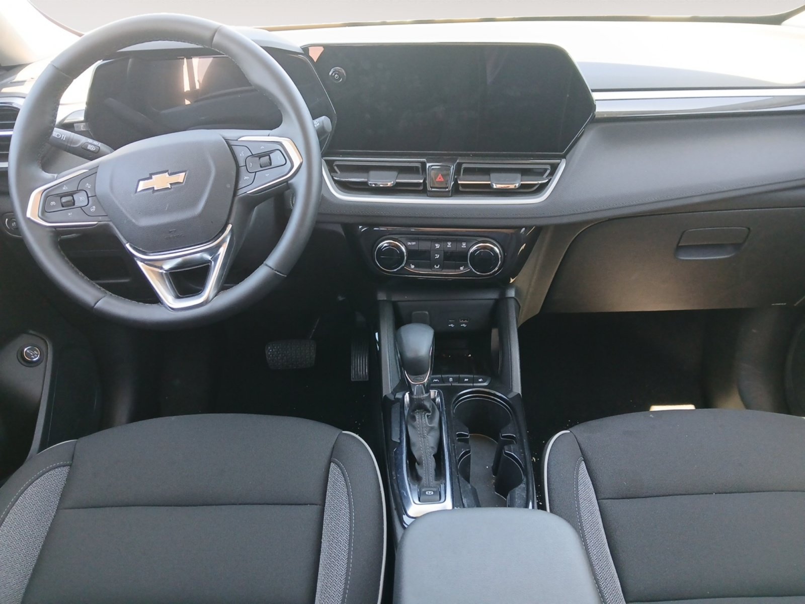 Used 2025 Chevrolet TrailBlazer LT w/ Convenience Package FWD image 10