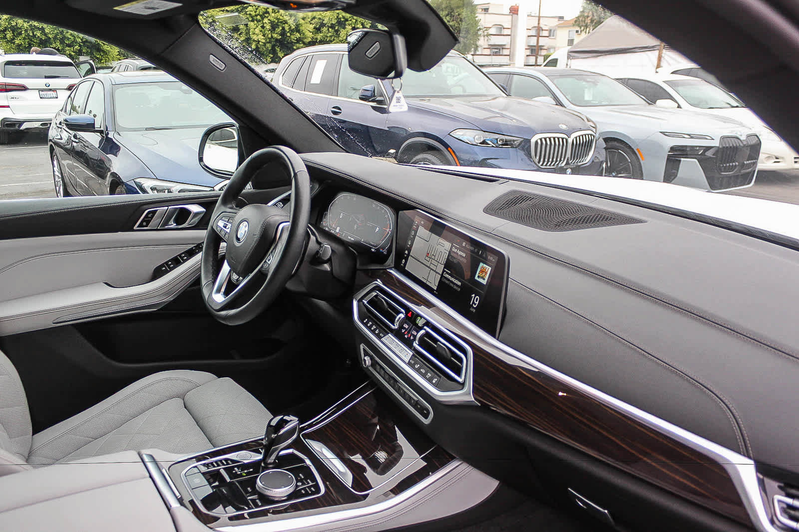Certified 2023 BMW X5 sDrive40i w/ Luxury Seating Package RWD image 15