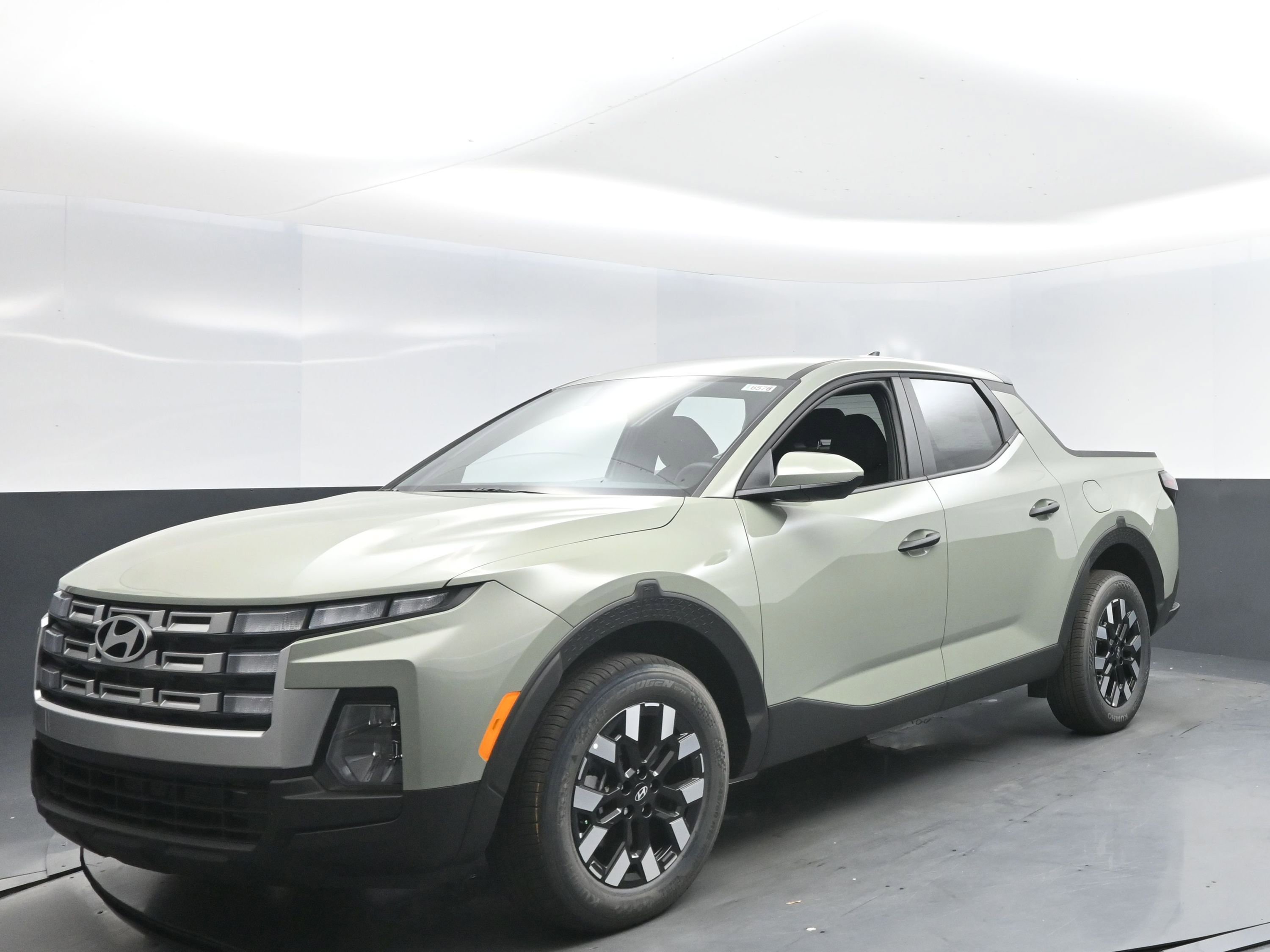 New 2025 Hyundai Santa Cruz SE