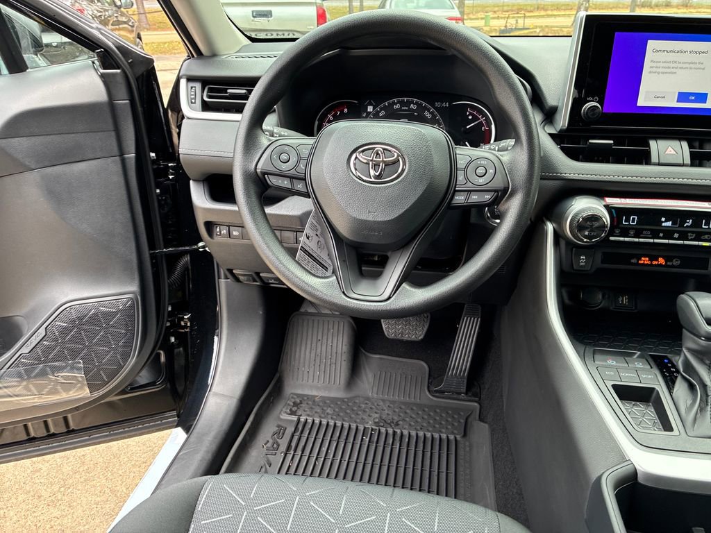 New 2025 Toyota RAV4 XLE image 19