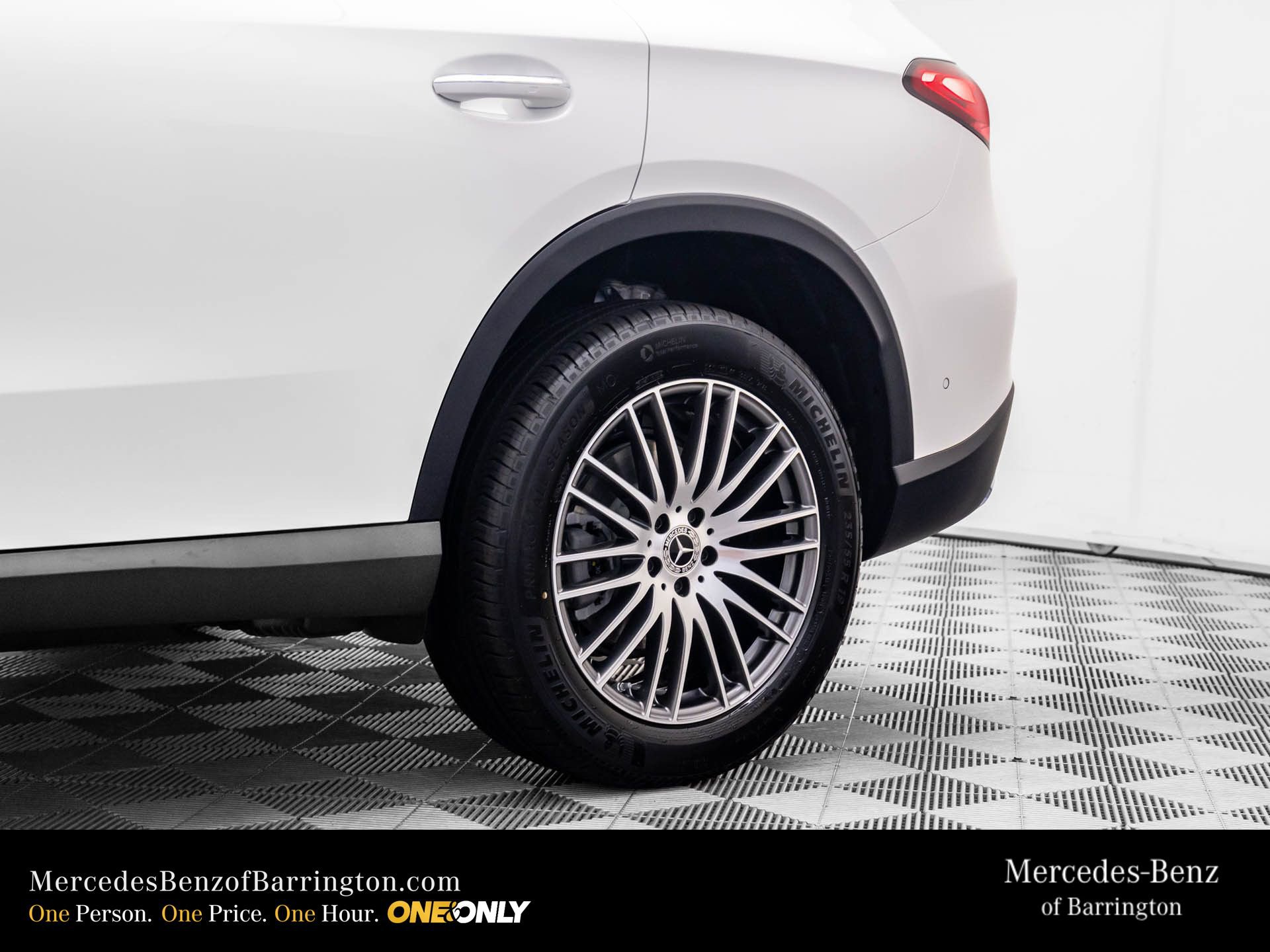 New 2026 Mercedes-Benz GLC 300 4MATIC image 35